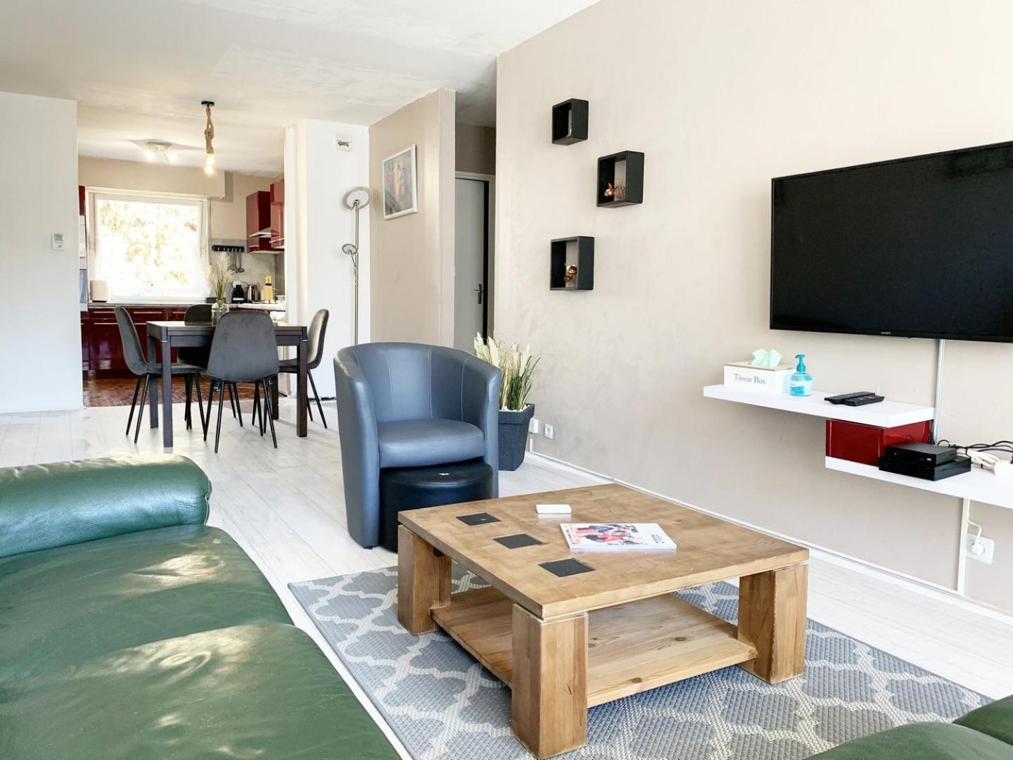 Le Mainvillois - Parking Included Apartment Mainvilliers  Екстериор снимка